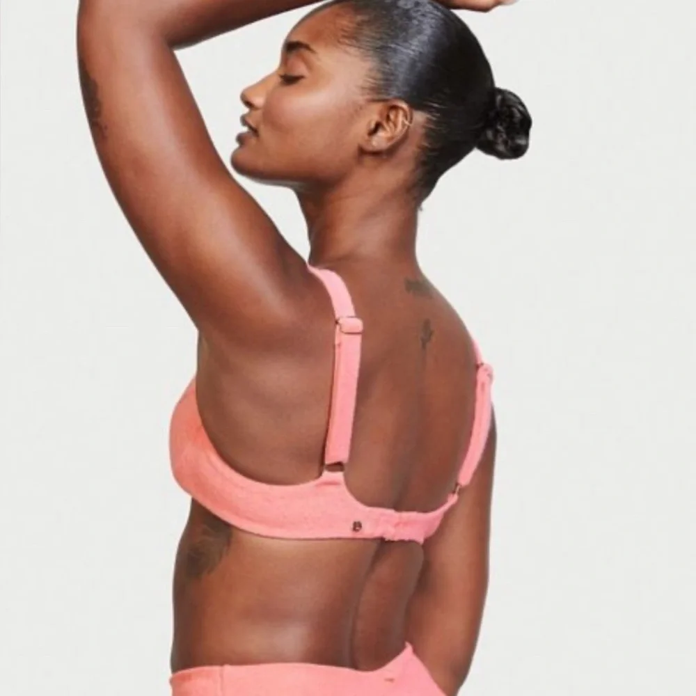 Victorias Secret 34B Pink Essential Wicked Push Up Bikini Top